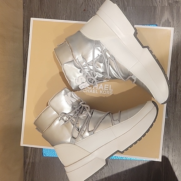 Michael Kors Cassia Nylon and Leather Bootie - Picture 5 of 7